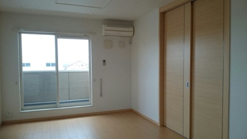 居室・リビング　図面と現状に相違がある場合には現状を優先