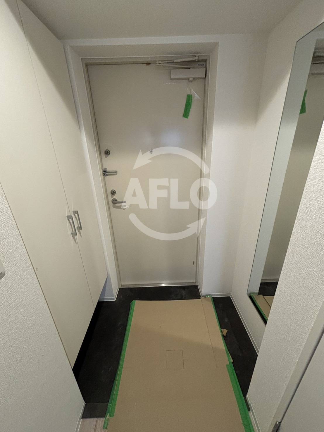 玄関　セレニテ南堀江エクラ　玄関