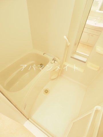 バス・シャワールーム　追い焚き付きです