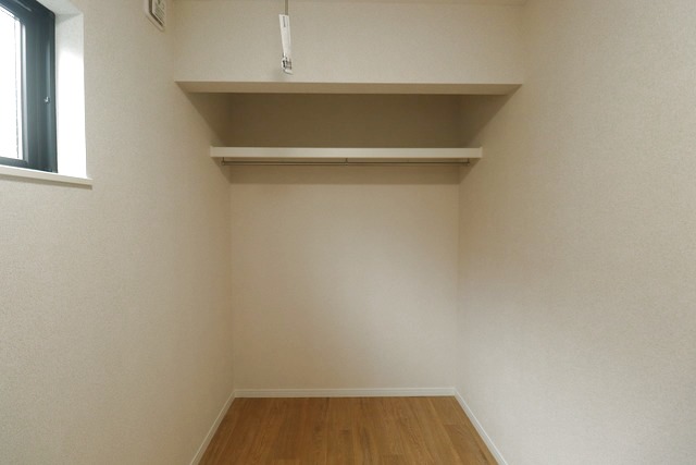 収納　別部屋の参考写真です建築中のお部屋です