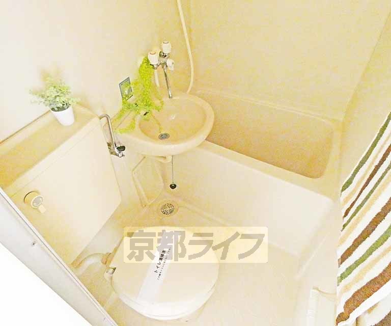 バス・シャワールーム　ユニットバスです！