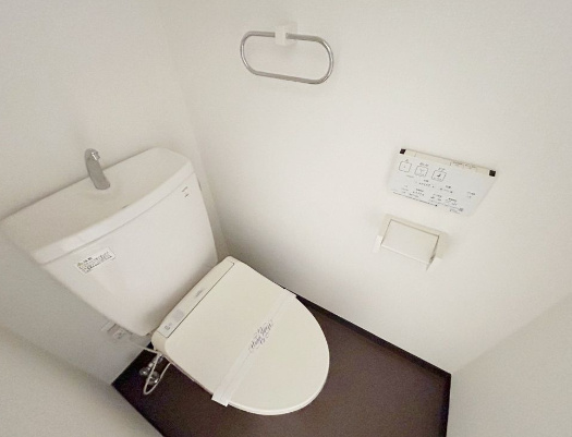 トイレ　ヴィーブ横浜白楽弐番館 ＊ 別部屋参考