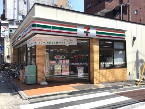 コンビニ　セブンイレブン 板橋大山東町店（コンビニ）まで797m