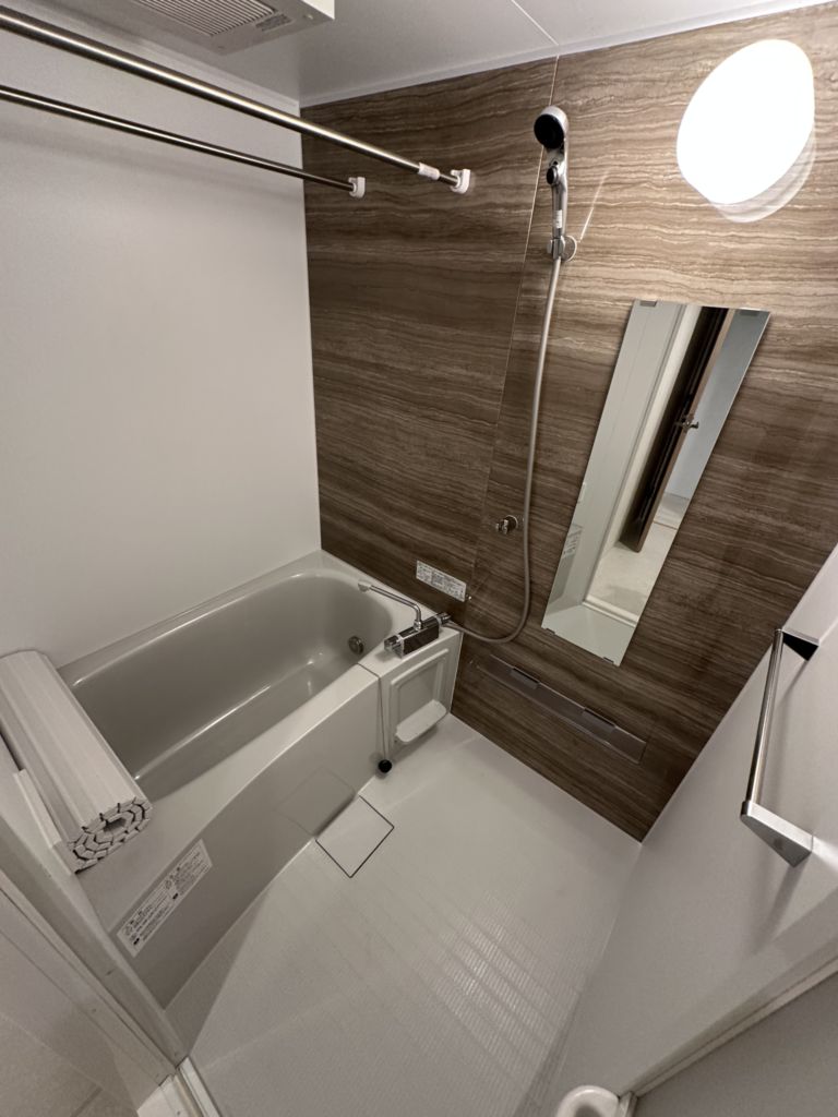 バス・シャワールーム　お風呂で日々の疲れを落としましょう