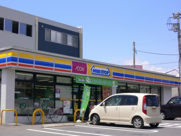 コンビニ　ミニストップひたちなか津田店（コンビニ）まで695m