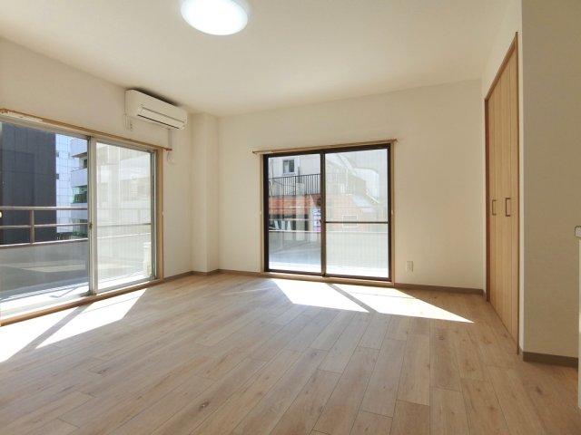 居室・リビング　洋室