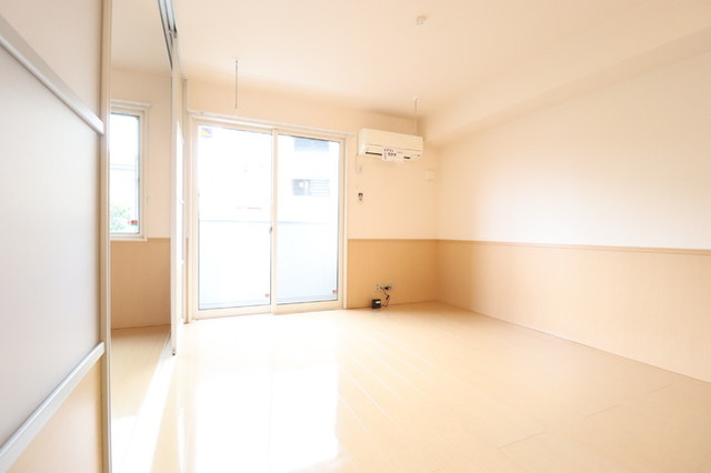 居室・リビング　リビング