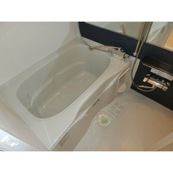 バス・シャワールーム　バスルーム