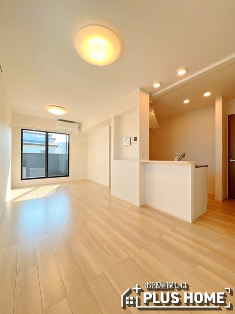 居室・リビング　類似写真