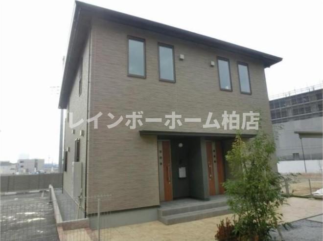 建物外観　落ち着いた雰囲気の外観です