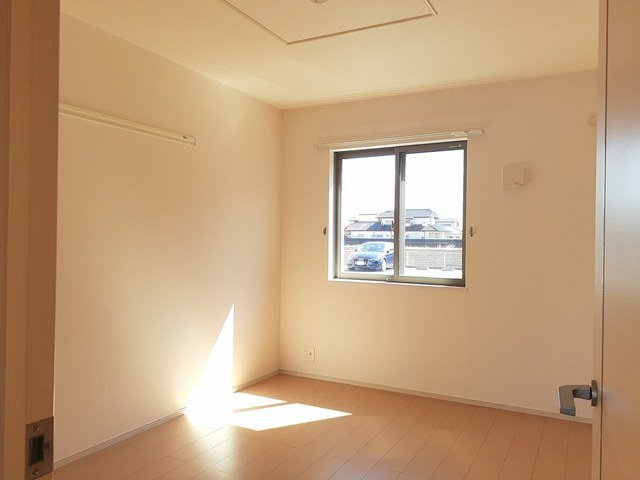 その他部屋・スペース　明るい色調の室内です