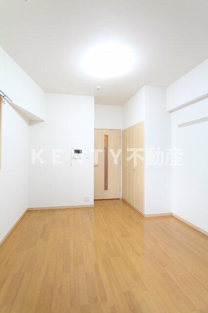 居室・リビング　ゆったり過ごせる居間です