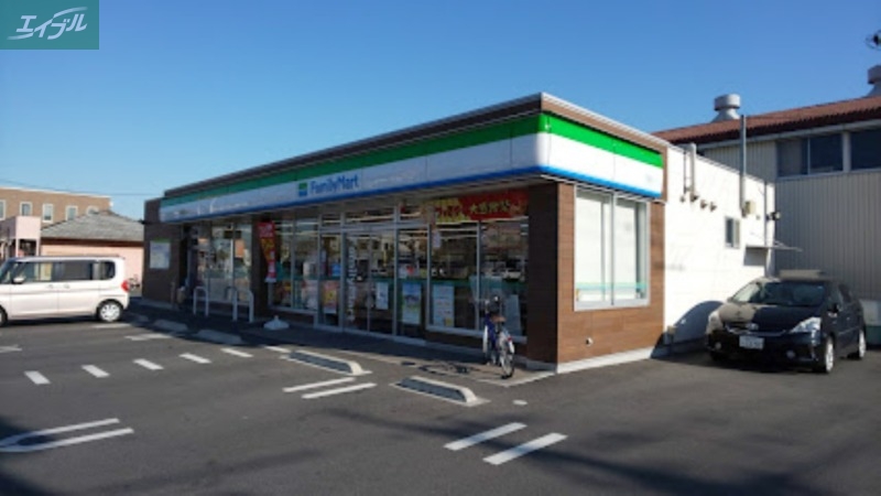 コンビニ　ファミリーマート岡山下中野西店（コンビニ）まで300m