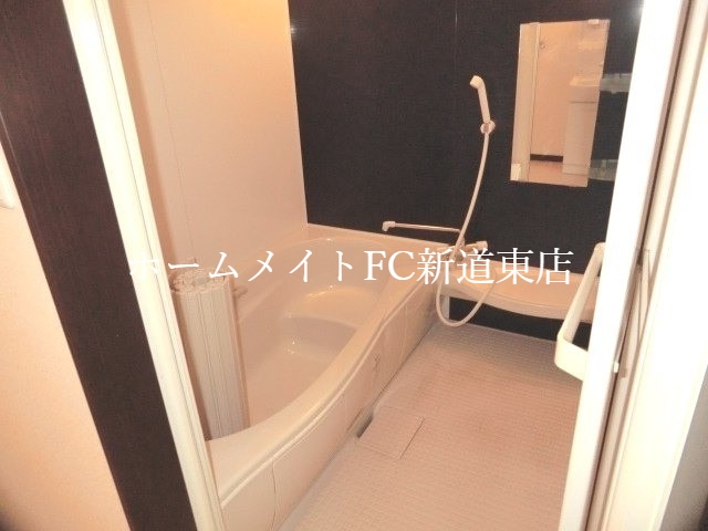 バス・シャワールーム　一坪バス