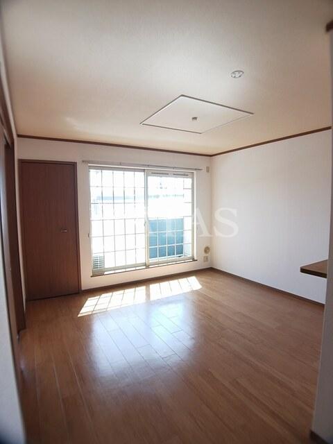 居室・リビング　同型タイプです。