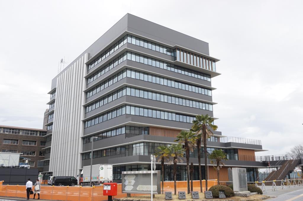 役所　越谷市役所（役所）まで638m