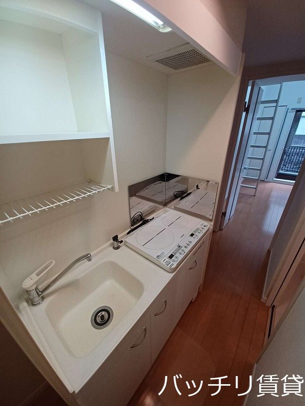 キッチン　同型タイプの為、現状を優先致します。