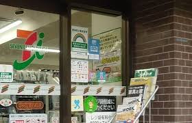コンビニ　セブンイレブン中央区明石町店（コンビニ）まで149m