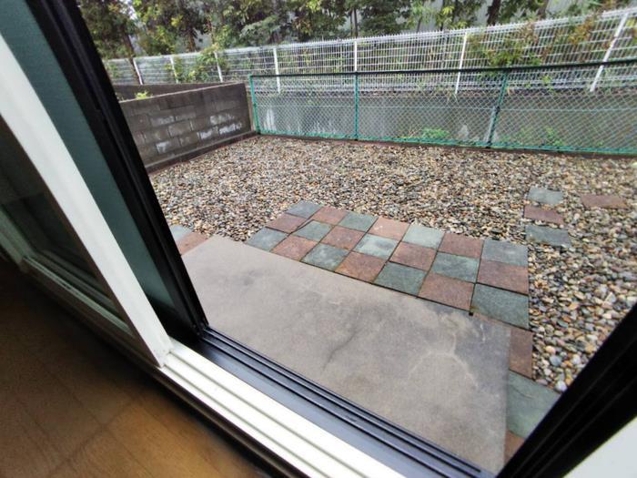 バルコニー　テラス