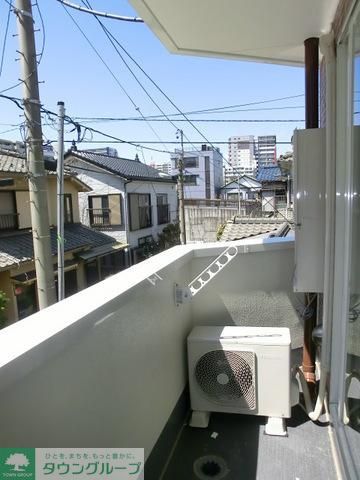 バルコニー　明るいバルコニーです