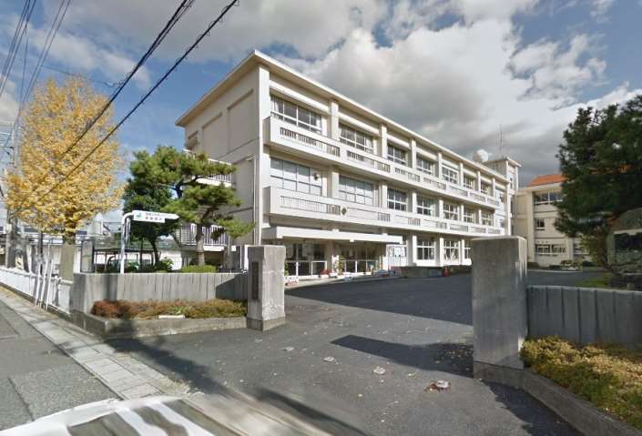 小学校　富桑小学校（小学校）まで514m