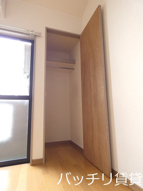 収納　同型タイプの為、現状を優先致します。