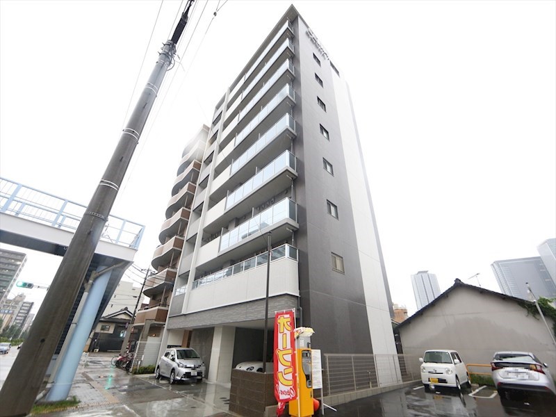 建物外観　外観　宅配ＢＯＸ　オートロック　防犯カメラ