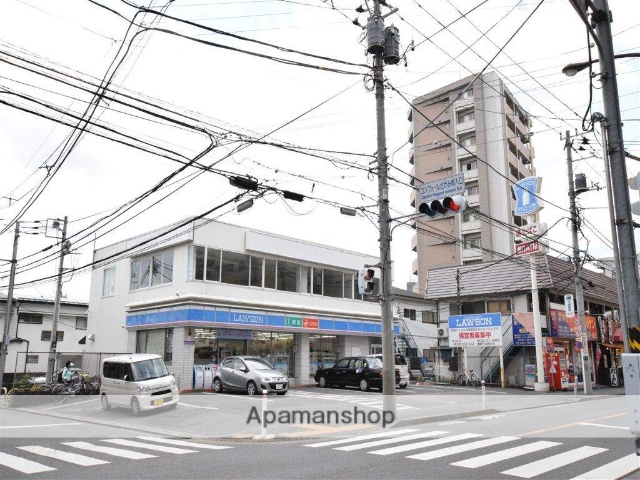 コンビニ　ローソン（コンビニ）まで529m