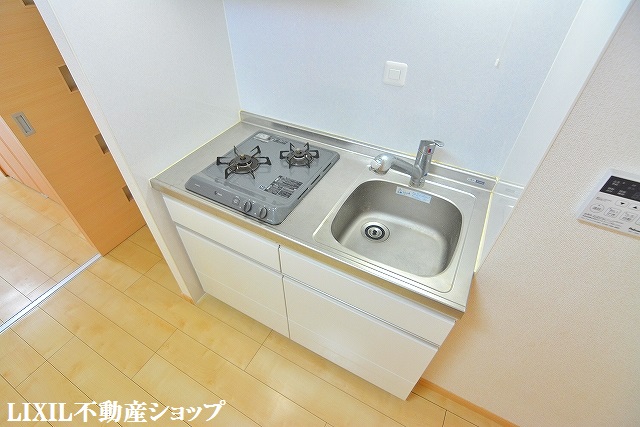 その他　２口コンロのシステムキッチンです。