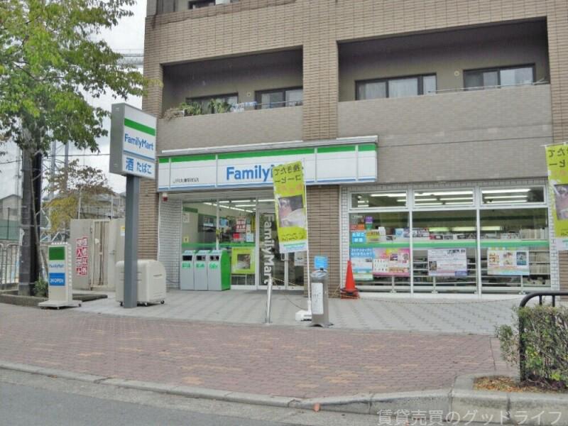 コンビニ　ファミリーマートJR太秦駅前店（コンビニ）まで491m