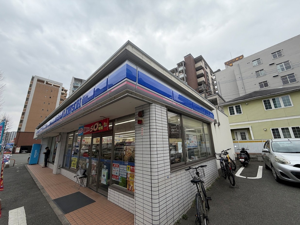 コンビニ　ローソン 比恵町店（コンビニ）まで286m