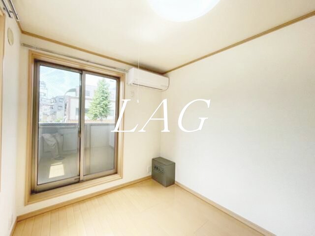 居室・リビング　洋室のお部屋です。