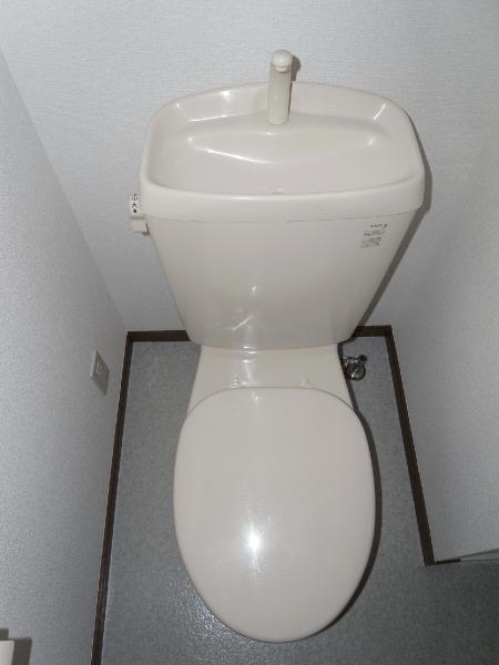 トイレ　トイレ