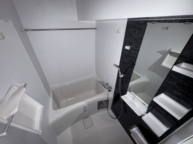 バス・シャワールーム　※建設中※同マンション別部屋の写真です
