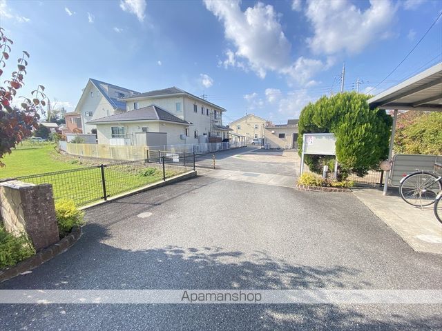 その他　前面道路（その他）まで0m