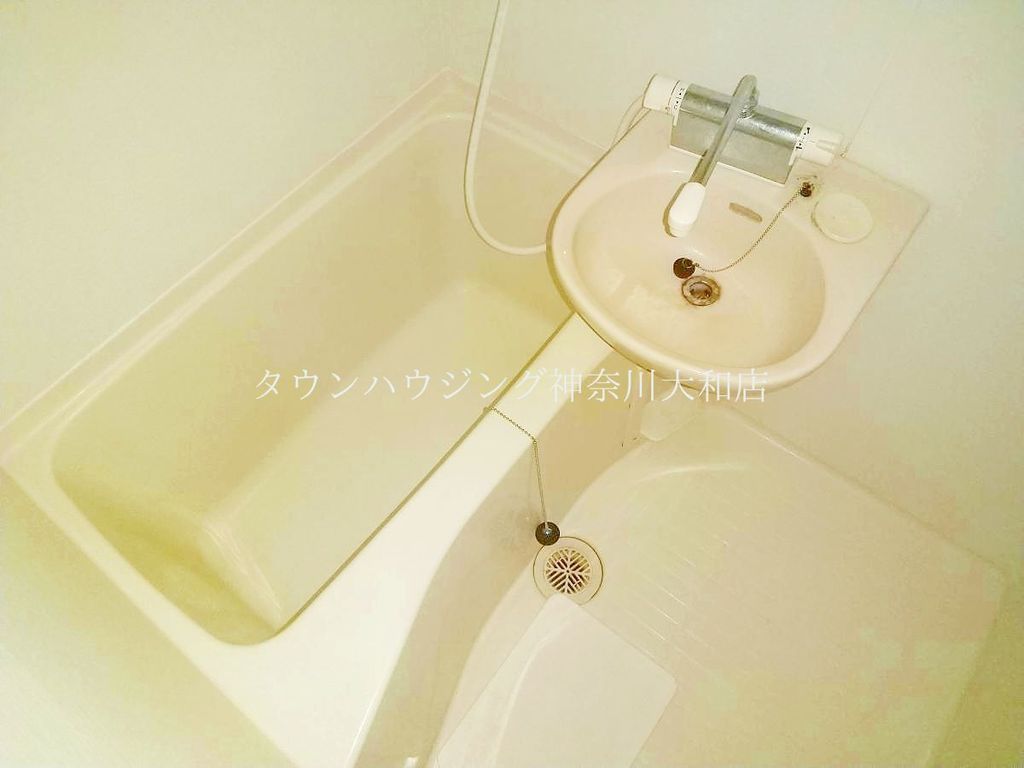 バス・シャワールーム　バス