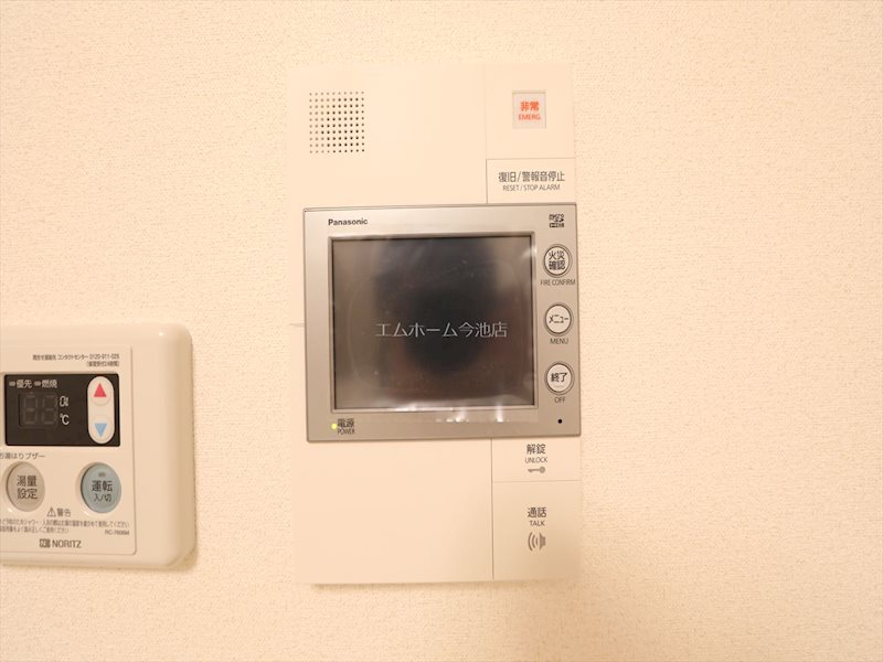 セキュリティ　TVモニター付インターホン