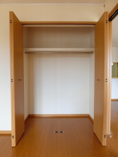 収納　図面と現状の相違がある場合には現状を優先