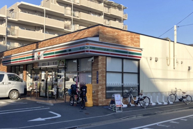 コンビニ　セブンイレブン墨田立花5丁目店（コンビニ）まで393m