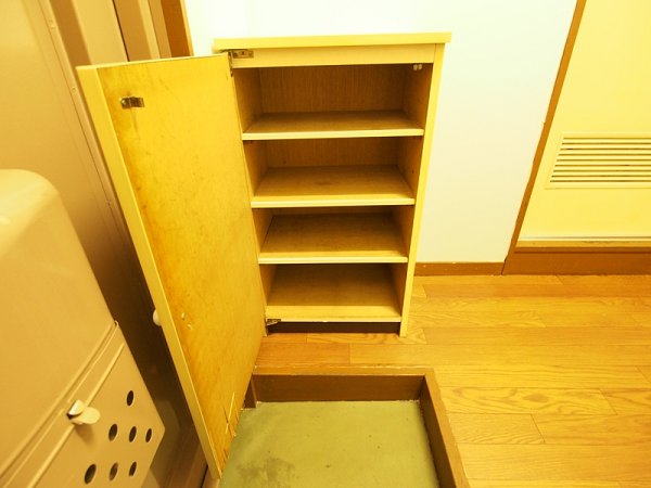 玄関　別部屋写真