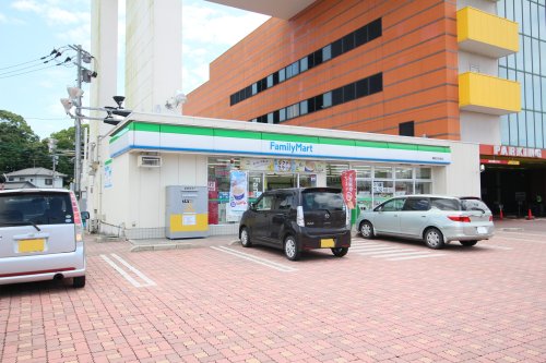 コンビニ　ファミリーマート 宗像ZONE店（コンビニ）まで485m