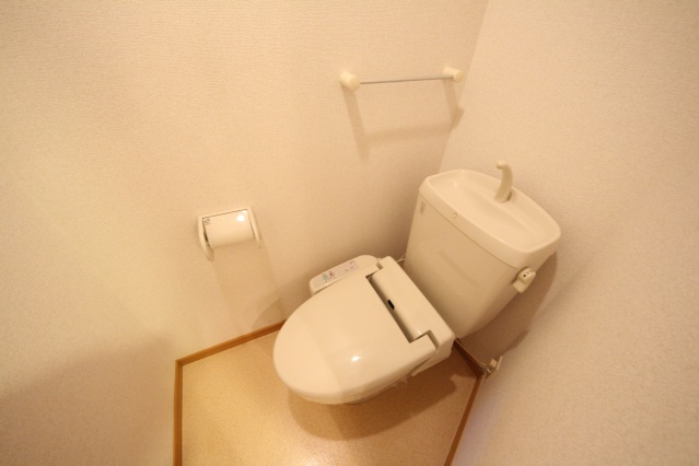 トイレ　同型タイプ