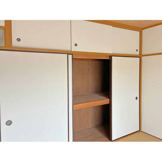 収納　和室６帖、押入