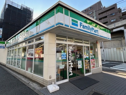 コンビニ　ファミリーマート 平沼一丁目店（コンビニ）まで252m