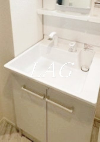 洗面設備　洗面台です。