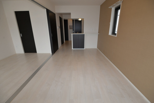 居室・リビング　写真は同マンションの他のお部屋のものです。