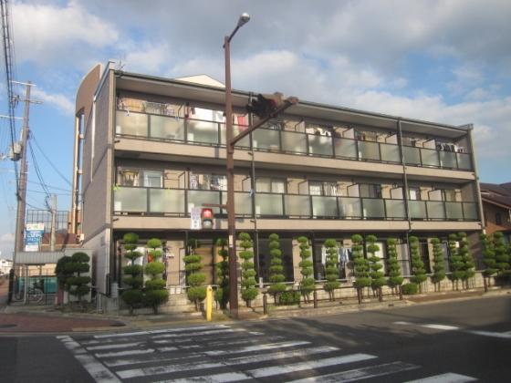 建物外観　落ち着いた雰囲気の外観です