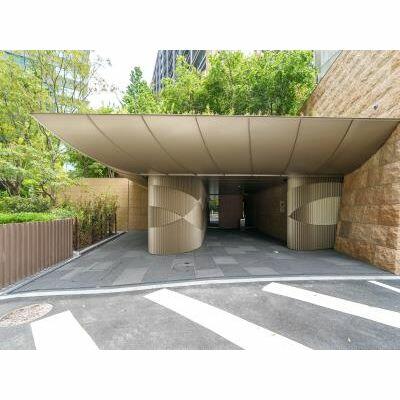 エントランス　外観