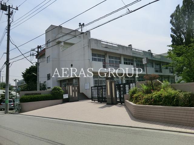 中学校　さいたま市立大谷口中学校（中学校）まで789m
