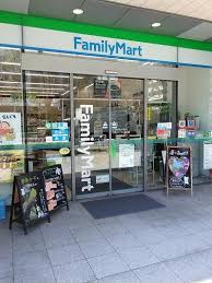 コンビニ　ファミリーマート リバージュ品川店（コンビニ）まで548m